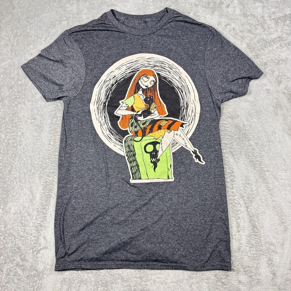 Disney Nightmare Before Christmas Sally Graphic T Shirt Gray Youth Medium